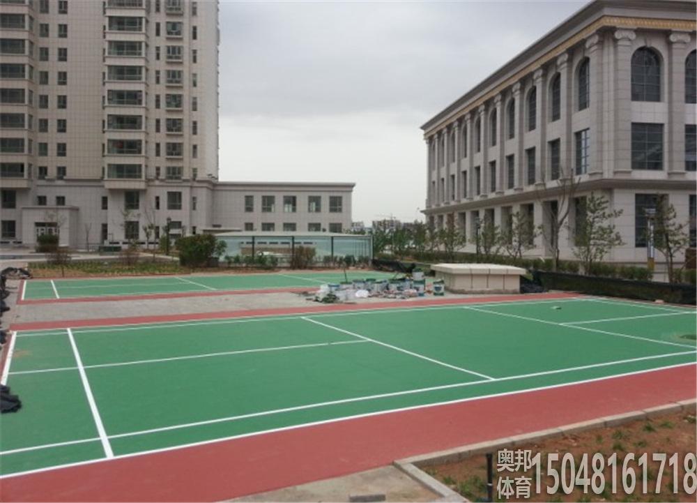 鄂爾多斯康巴什烏蘭大酒店室外羽毛球場(chǎng)地