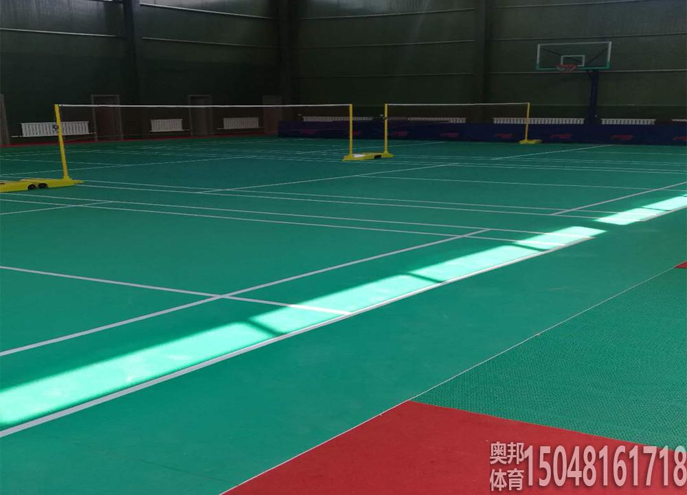  包鋼冶金廠體育館羽毛球場地